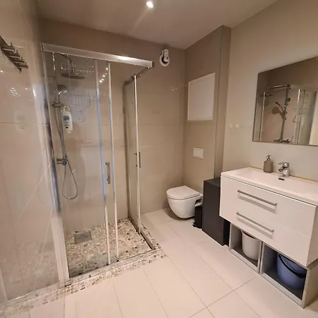 Modern Peaceful דירה ברגן